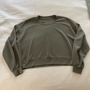 Lululemon Perfectly Oversized Cropped Crew *Softstreme